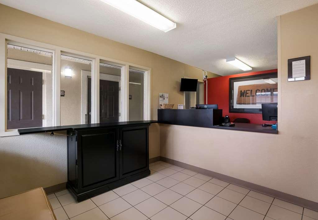 Mainstay Suites Knoxville - Cedar Bluff Интериор снимка